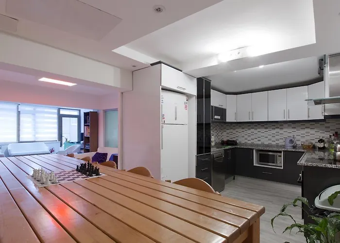 Hostel In House Σμύρνη